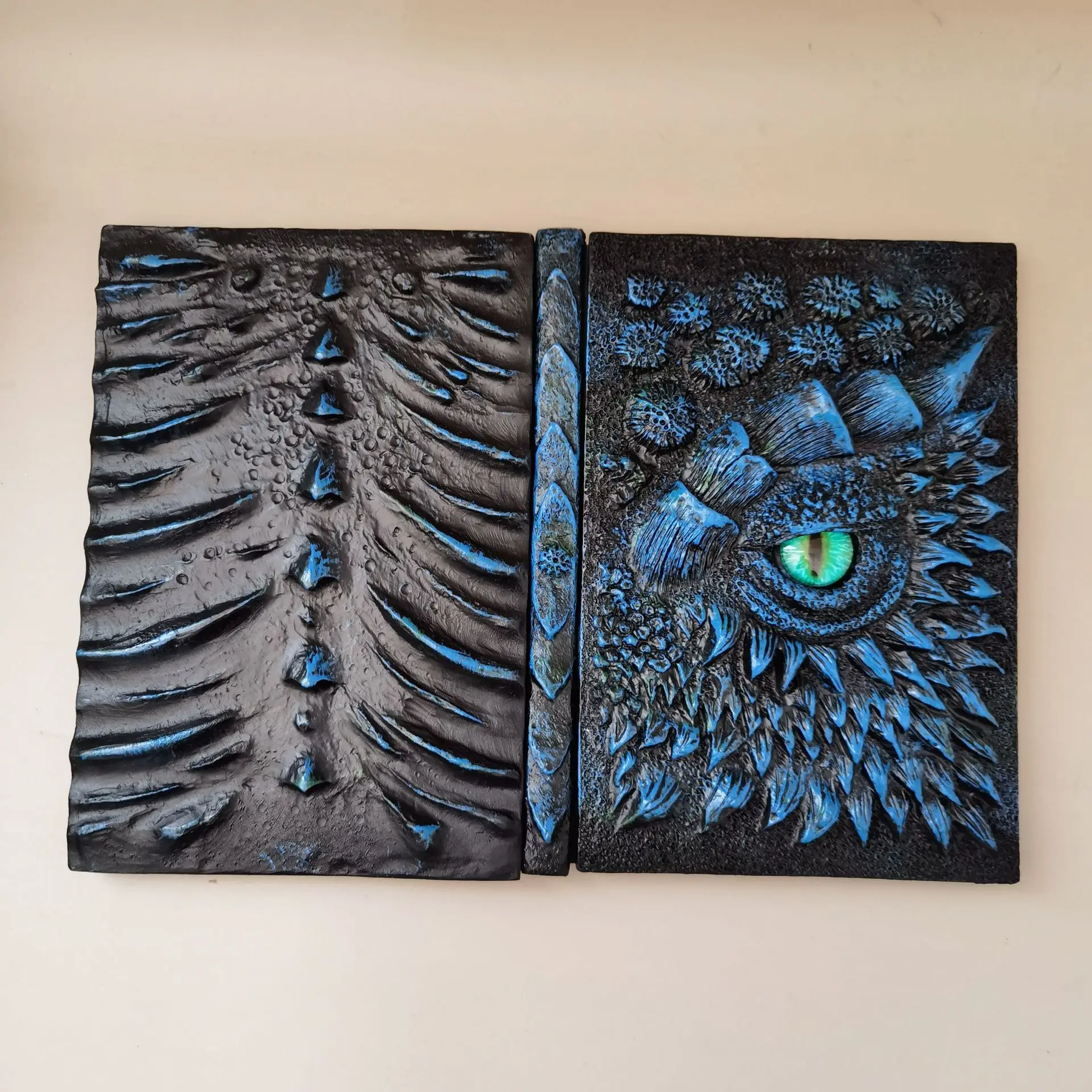 Cthulhu 3D Embossed Notebook B - đánh giá và giá Stationery